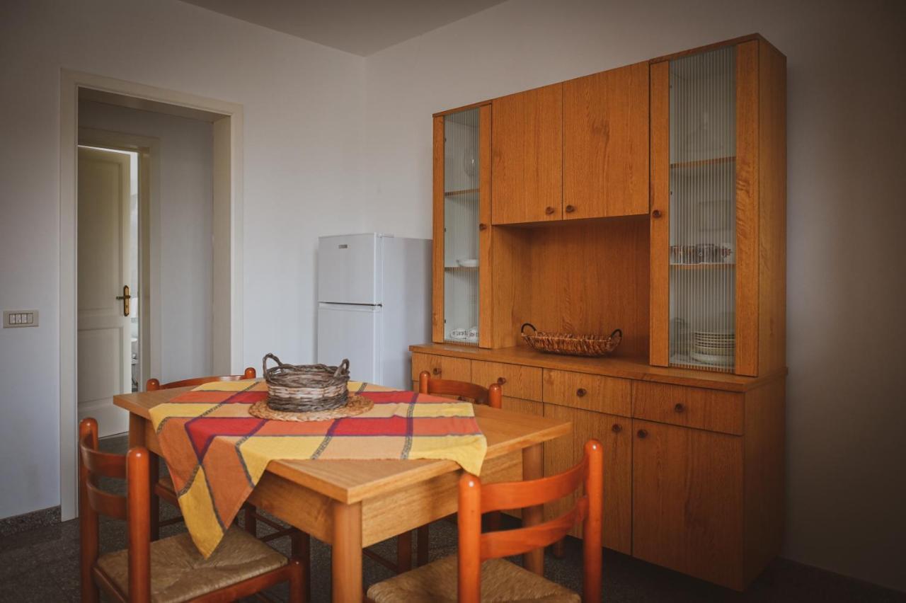 شقة Lupino House Castro  المظهر الخارجي الصورة