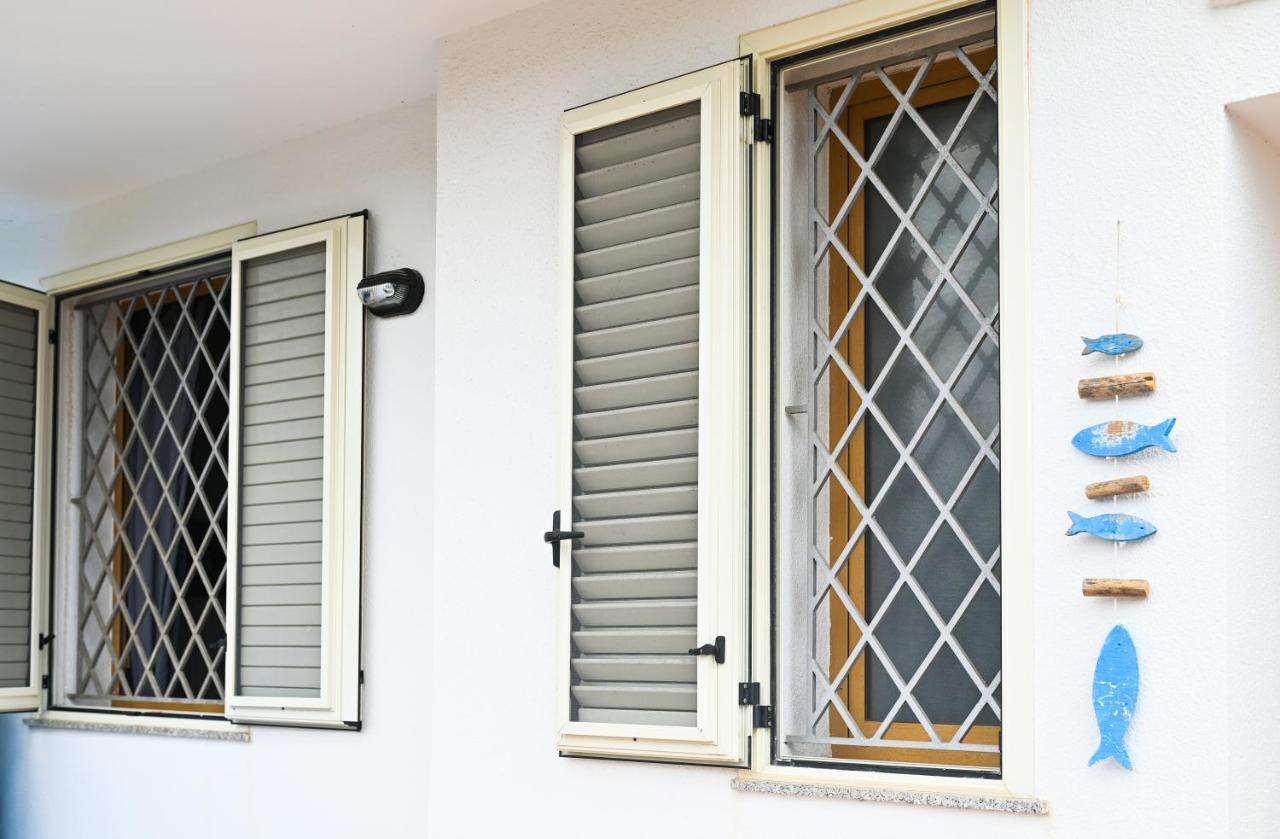 شقة Lupino House Castro  المظهر الخارجي الصورة